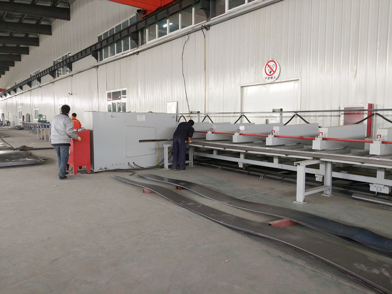 太陽(yáng)能路燈,燈桿生產(chǎn)設(shè)備